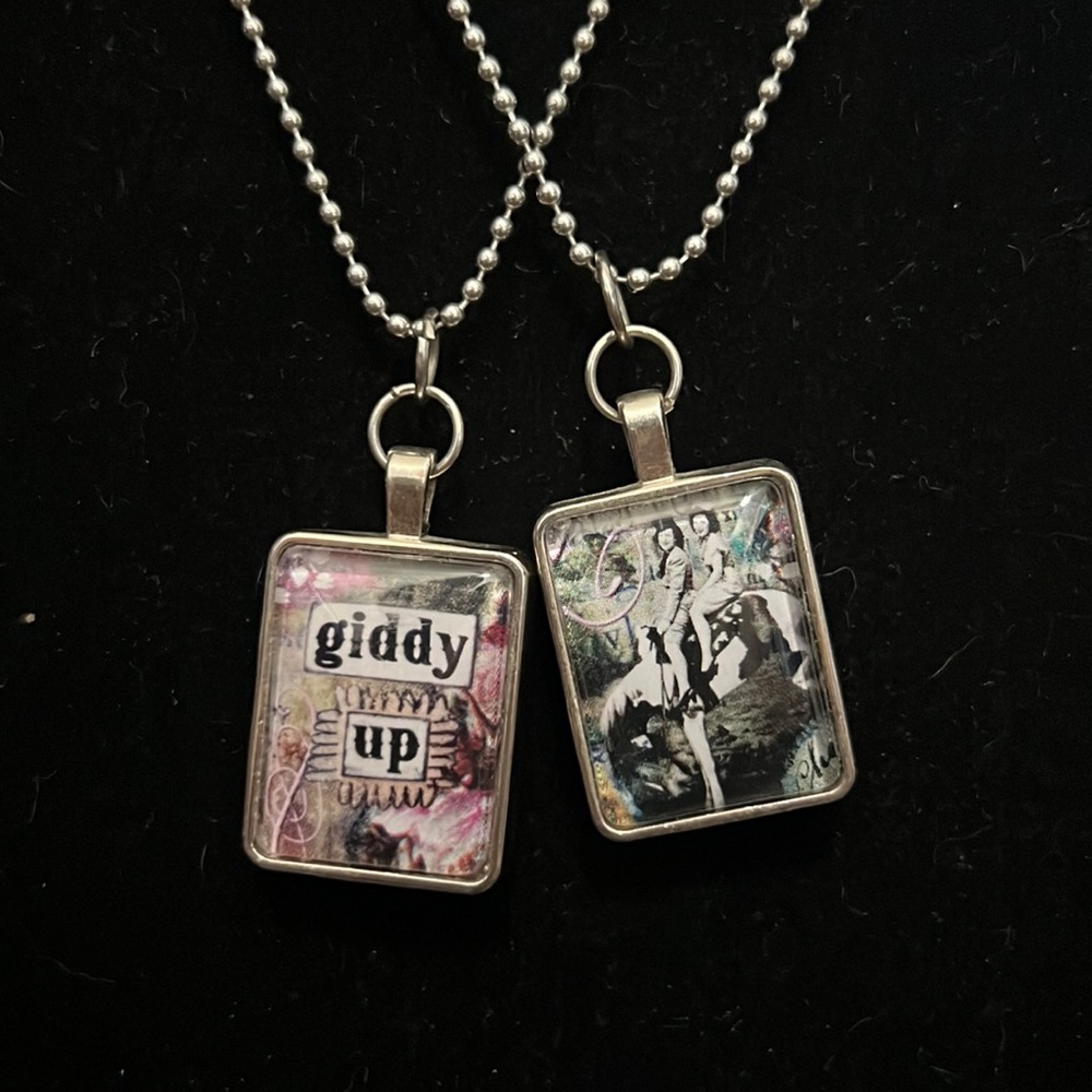 2 sided Western Cowgirl necklace. NWOT